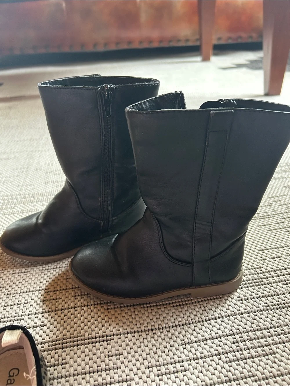 Girls size 9 boots (shoes) for fall